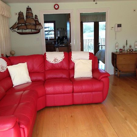 Room In Apartment - Bluebell Apartment Suite With Separate Lounge Area Τρούρο Εξωτερικό φωτογραφία